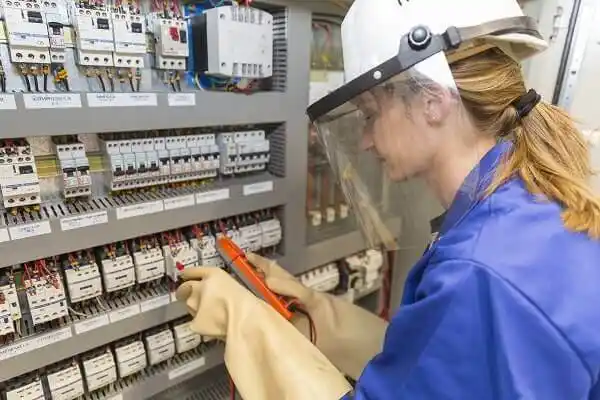 electrician Butte Creek Canyon